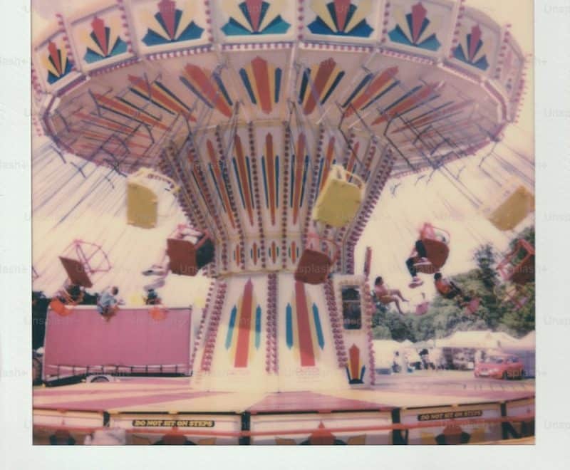 Can a CMMS assist in managing maintenance for amusement parks?