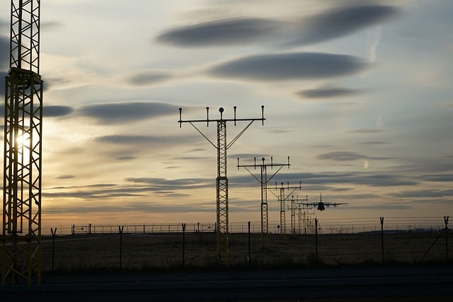 How can a CMMS assist in managing fleet maintenance in facilities management?