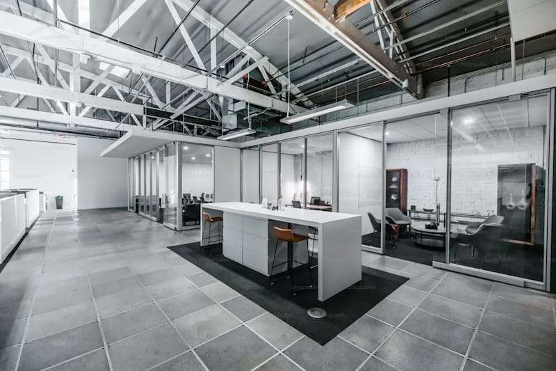 How does a CMMS assist in managing maintenance work orders for large facilities? How does a CMMS assist in managing maintenance work orders for large facilities?