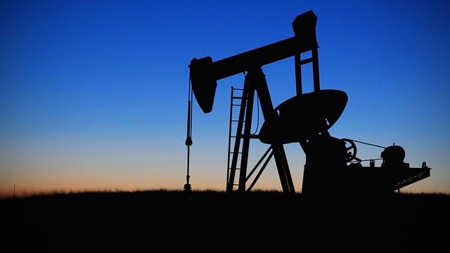 How does a CMMS help in tracking fuel consumption in transportation and logistics? How does a CMMS help in tracking fuel consumption in transportation and logistics?