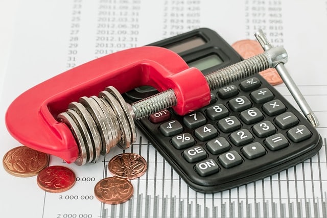 Strategies for CMMS Cost Savings in Maintenance Budgeting.