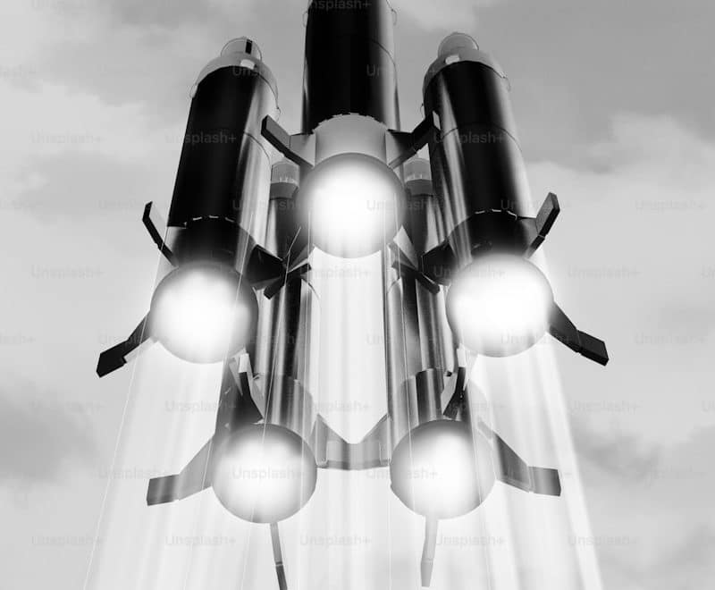 What are the benefits of using a CMMS in the aerospace industry?